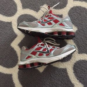 Nike Shox size 6.5 / 5Y / Eur 37.5